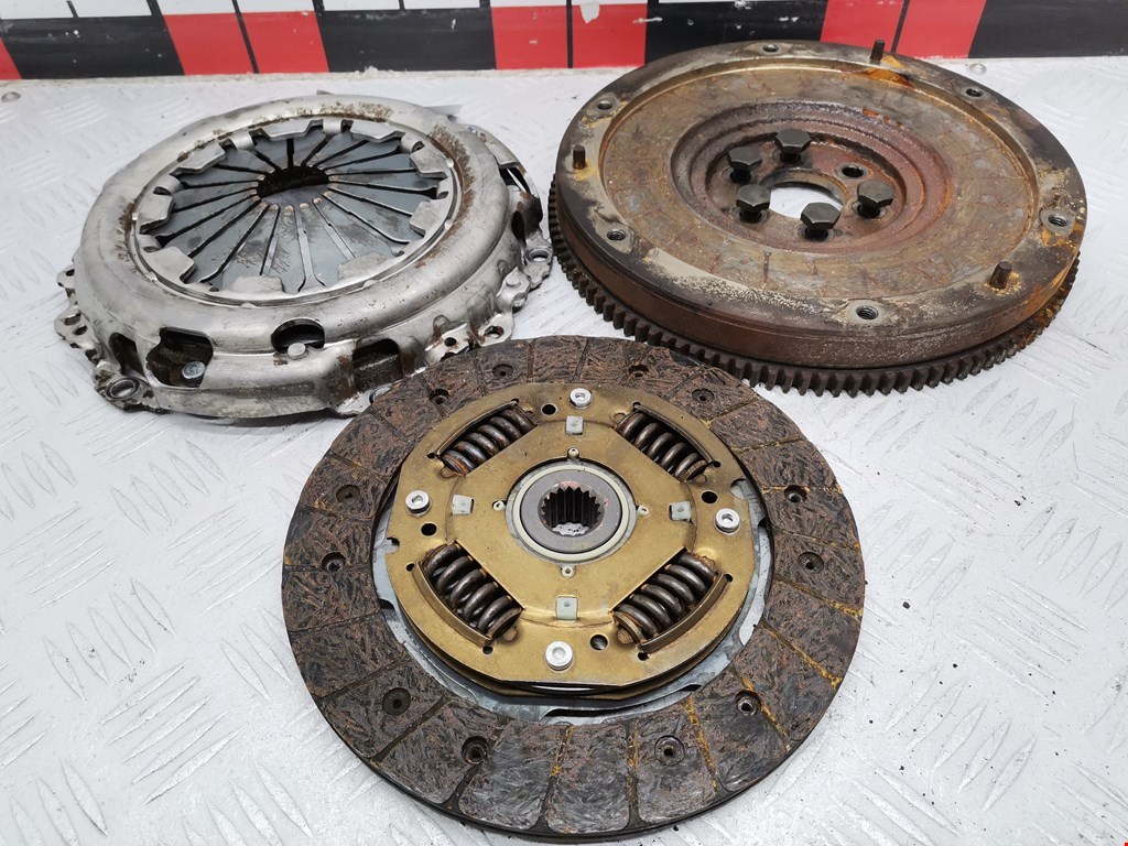 Маховик (демпфер сцепления) PEUGEOT 307 2001-2008