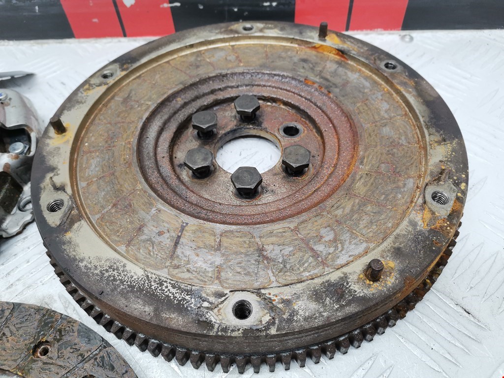 Маховик (демпфер сцепления) PEUGEOT 307 2001-2008