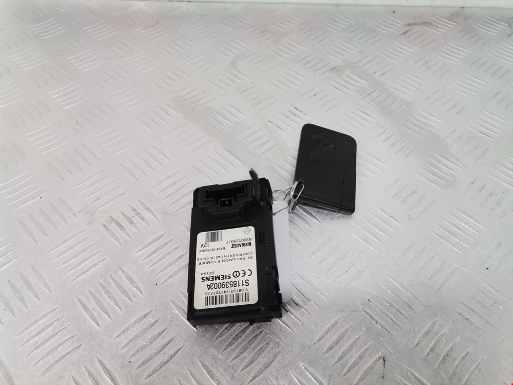 Замок зажигания RENAULT Scenic II 2003-2010