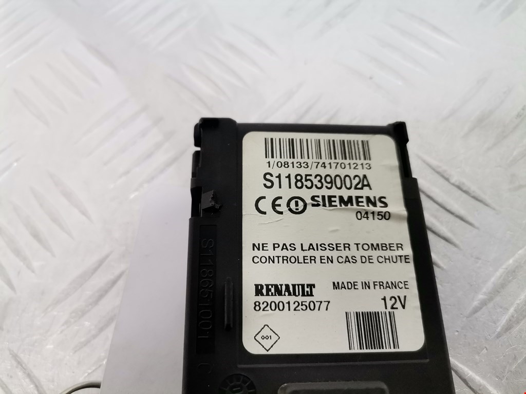 Замок зажигания RENAULT Scenic II 2003-2010