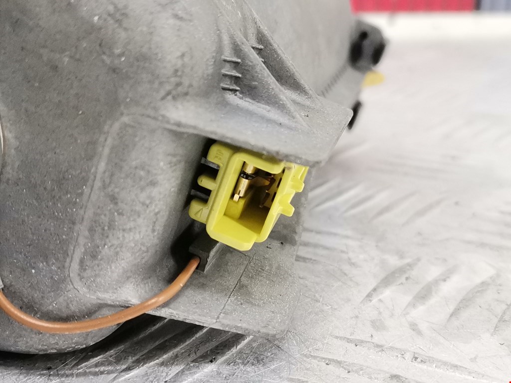 Подушка безопасности пассажирская (в торпедо) AUDI A3 8P 2003-2013