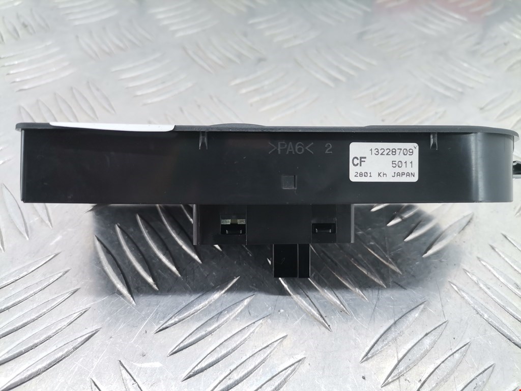 Кнопка стеклоподъемника OPEL Zafira B 2005-2012