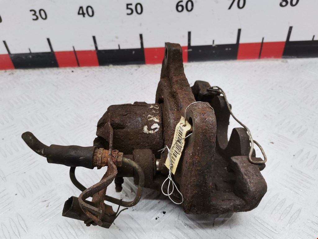 Суппорт передний правый AUDI A4 B6 2001-2005