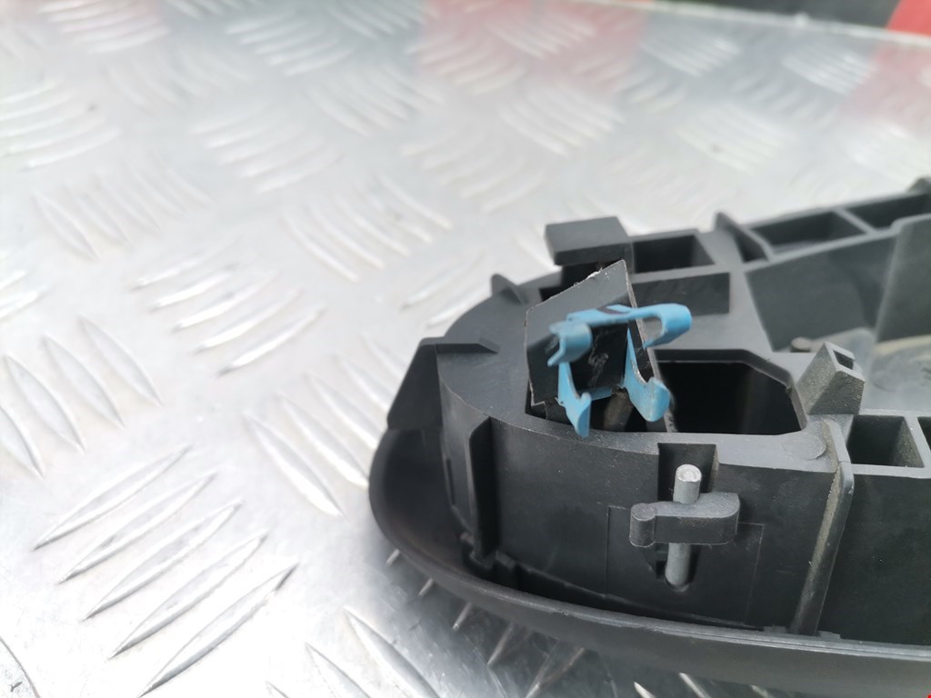 Ручка дверная задняя внутренняя правая CITROEN Xsara 1997-2000