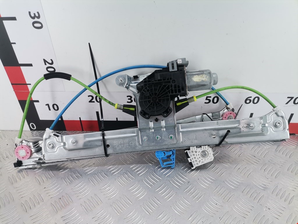 Стеклоподъемник передний правый CITROEN C3 Picasso 2009-2017