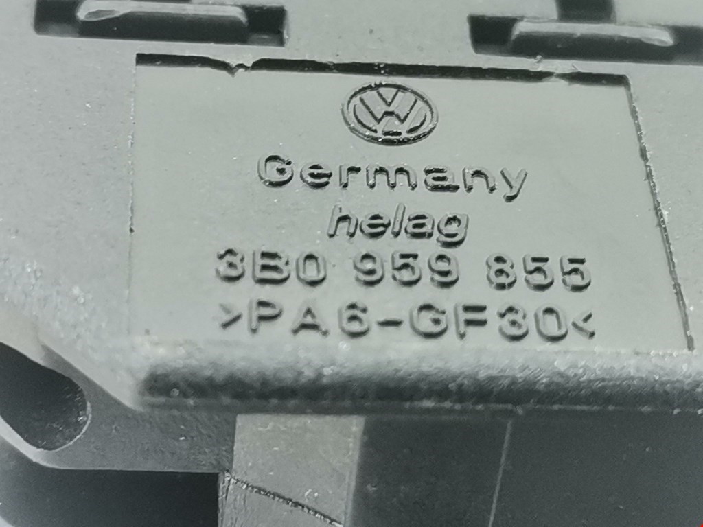 Кнопка стеклоподъемника VOLKSWAGEN Passat B5 1997-2005