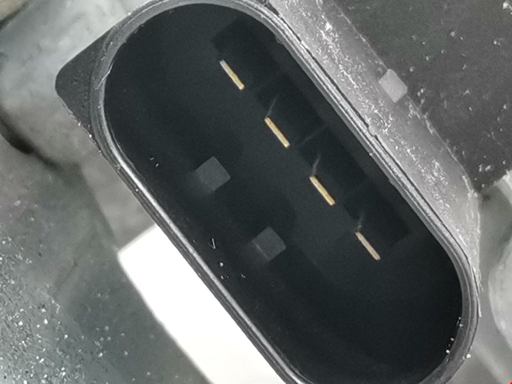 Моторчик стеклоочистителя передний BMW 1er E81\E87 2004-2011