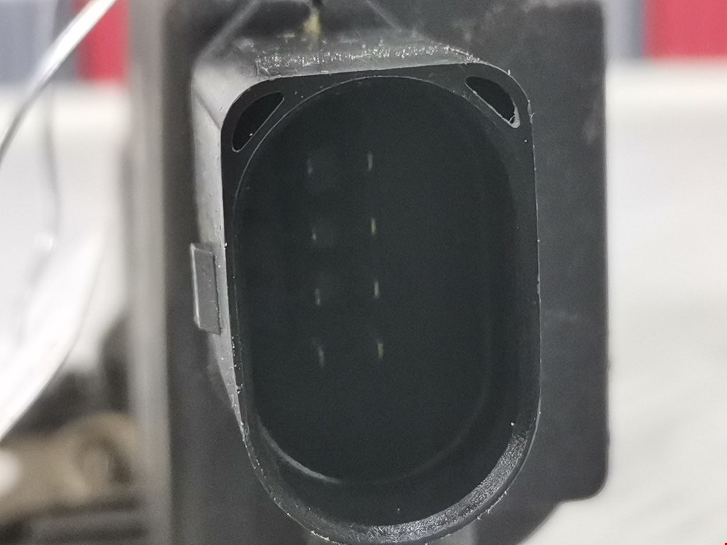 Замок двери передней правой VOLKSWAGEN Golf IV 1997-2003