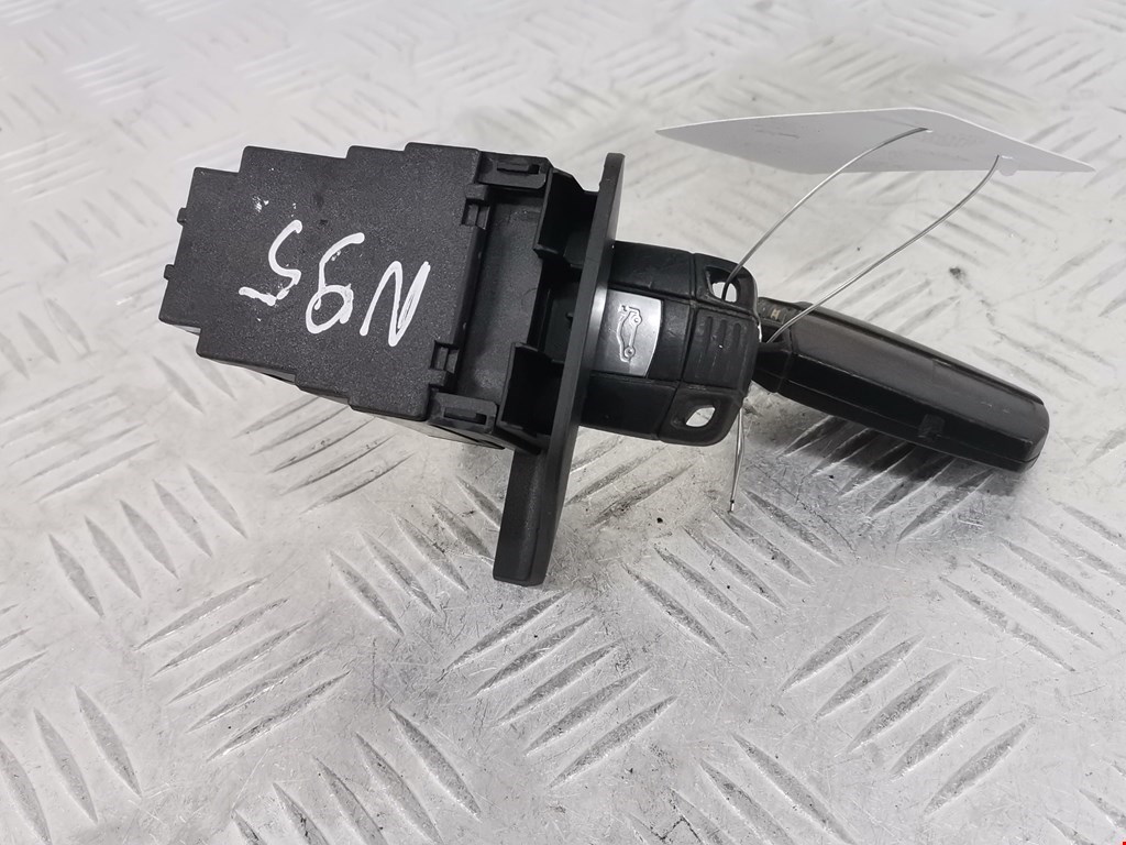 Замок зажигания BMW 1er E81\E87 2004-2011