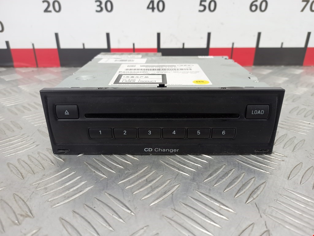 Чейнджер компакт дисков Audi A5 8T (2007-2016)