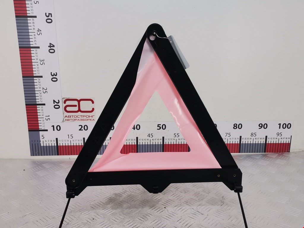 Знак аварийной остановки BMW 1er E81\E87 2004-2011