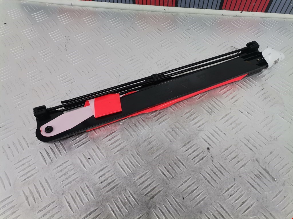 Знак аварийной остановки BMW 1er E81\E87 2004-2011