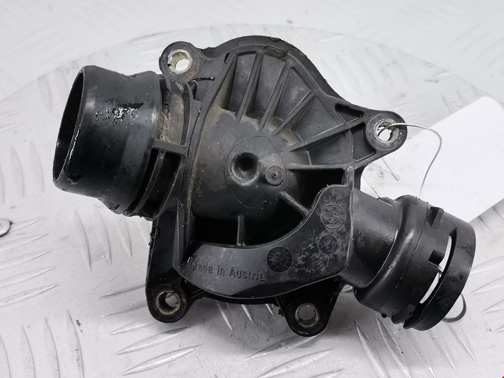 Корпус термостата BMW 1er E81\E87 2004-2011