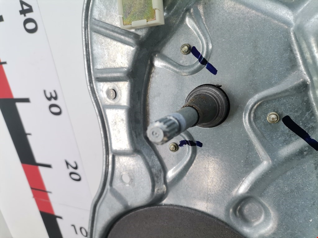 Стеклоподъемник задний правый VOLKSWAGEN Polo IV 2001-2009