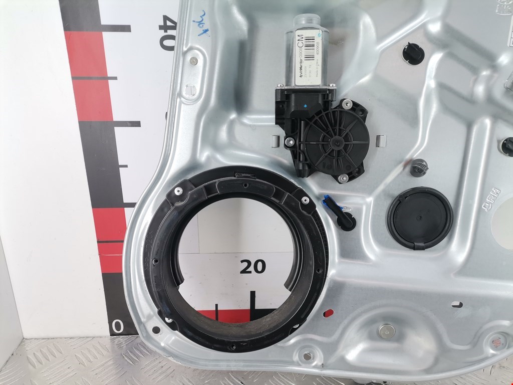 Стеклоподъемник задний правый HYUNDAI Santa Fe CM 2005-2012