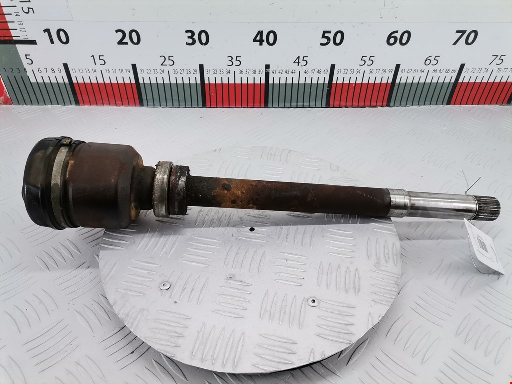Полуось (привод, приводной вал) передняя правая CITROEN Xantia 1993-2002