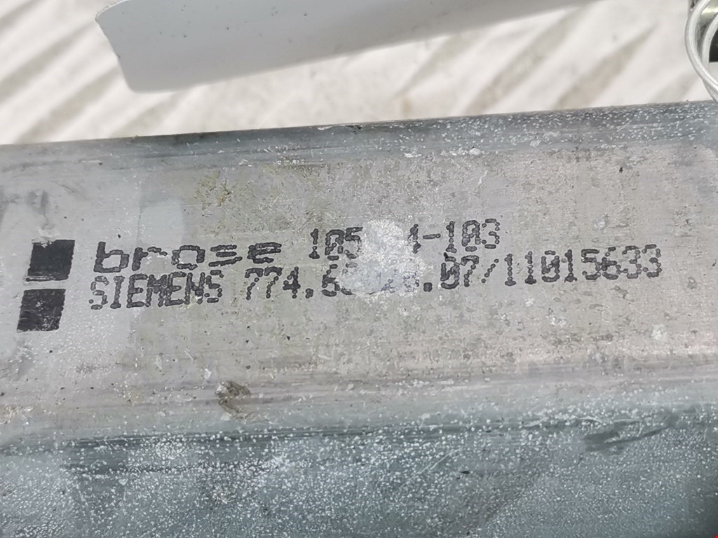 Моторчик (двигатель) стеклоподъемника PEUGEOT 607 2000-2010