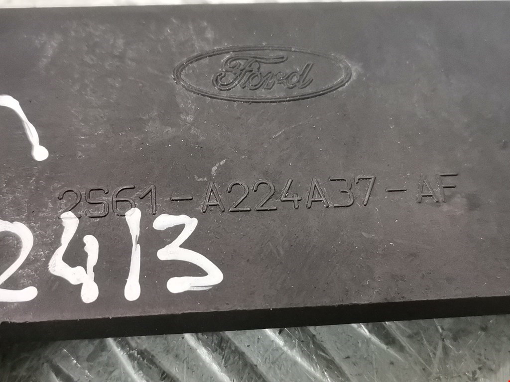 Кронштейн ручки FORD Fiesta 2001-2008