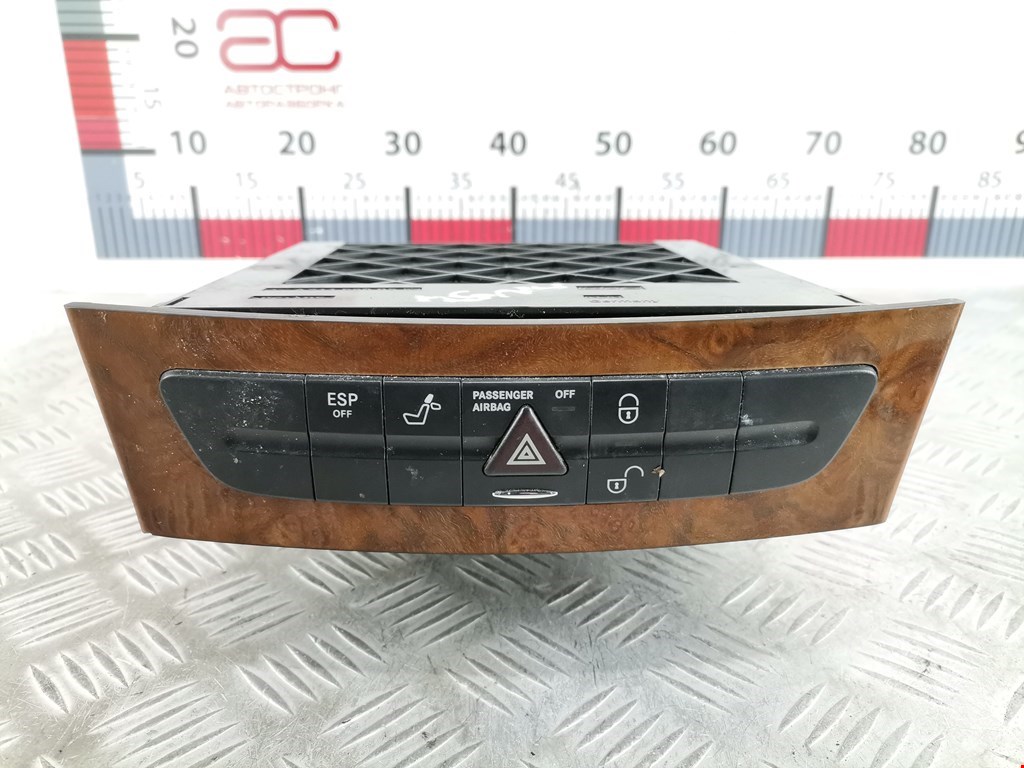 Ченджер компакт дисков MERCEDES-BENZ E-Class W211, S211 2002-2009