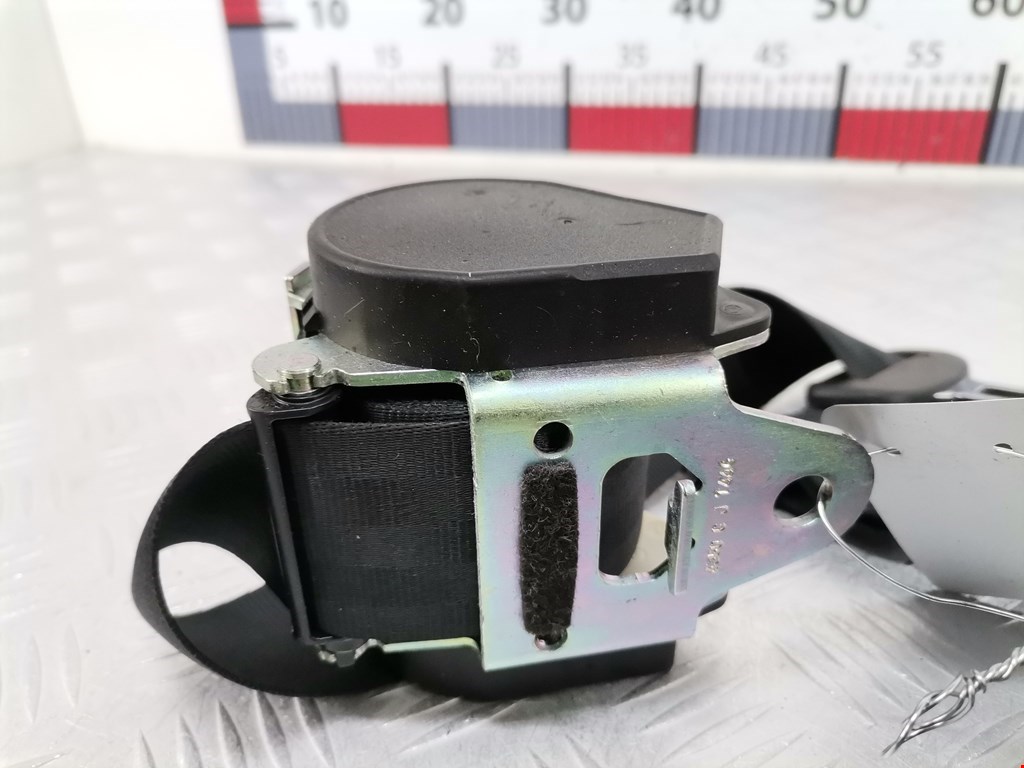 Ремень безопасности задний правый SKODA Octavia A7 2013-2020