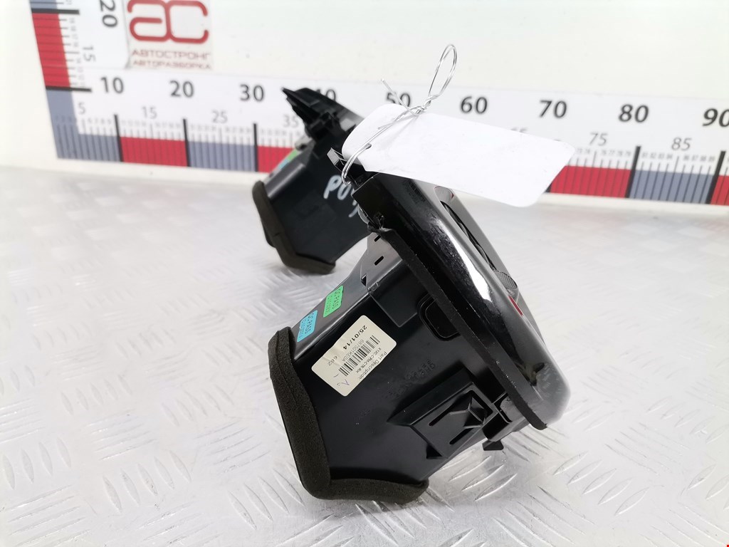 Дефлектор воздушный NISSAN Juke 2010-2019