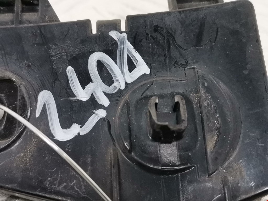 Кронштейн заднего бампера левый правый LEXUS RX 300\330\350\400H 2003-2009