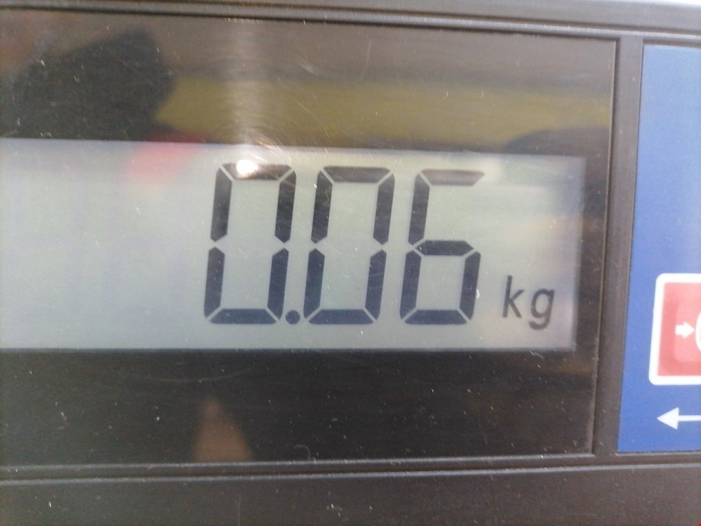 Кронштейн переднего бампера правый VOLKSWAGEN Golf V 2003-2009