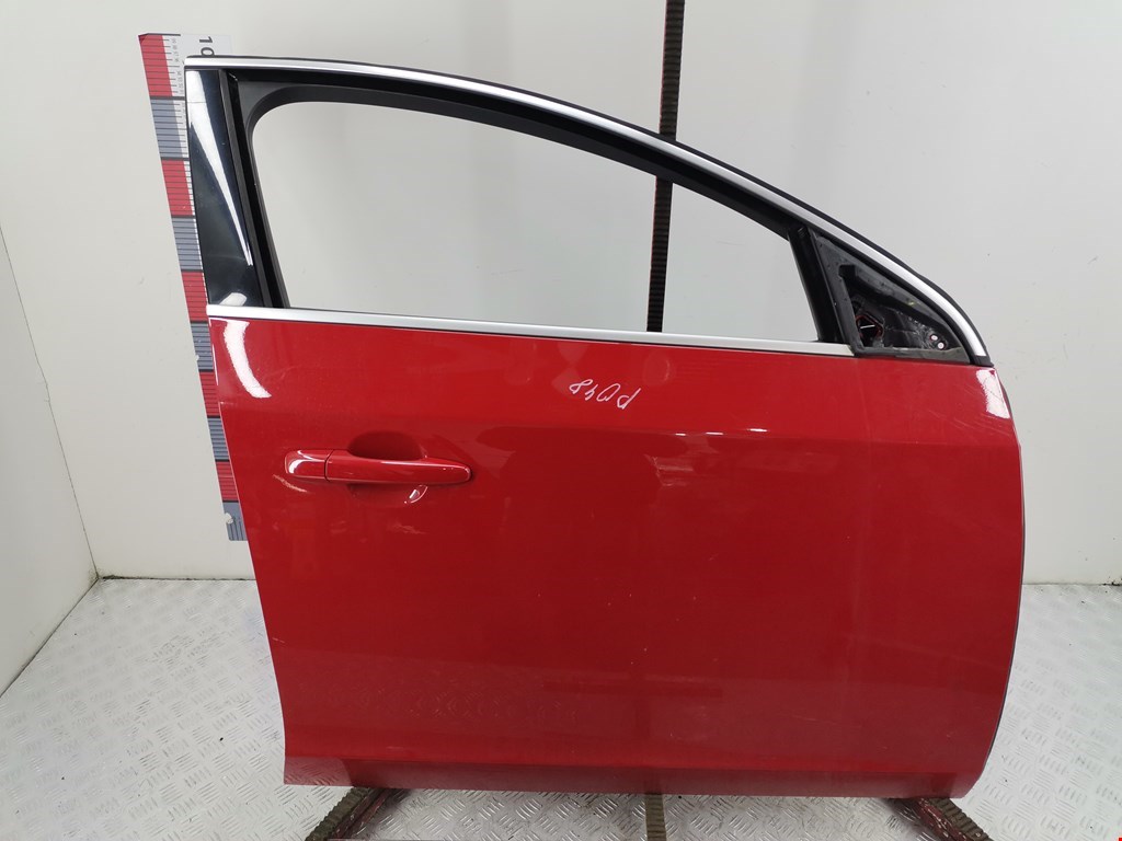 Дверь передняя правая VOLVO V60 2010-2018