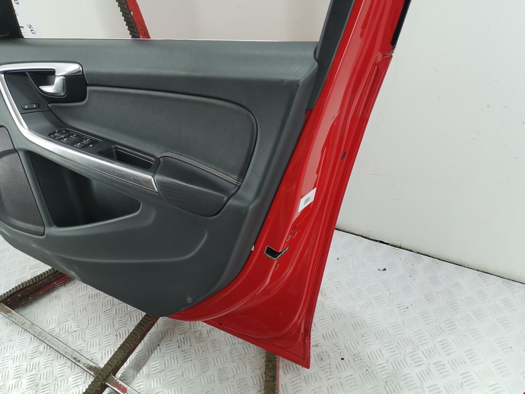 Дверь передняя правая VOLVO V60 2010-2018