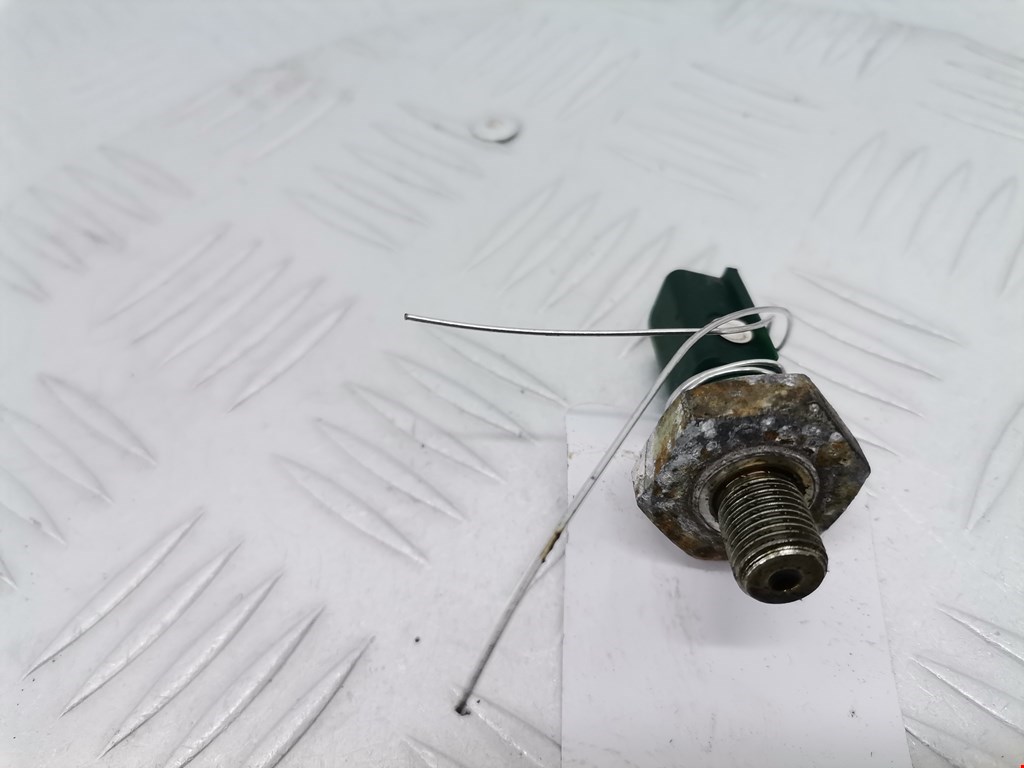 Датчик давления масла SKODA Fabia MK1 1999-2006