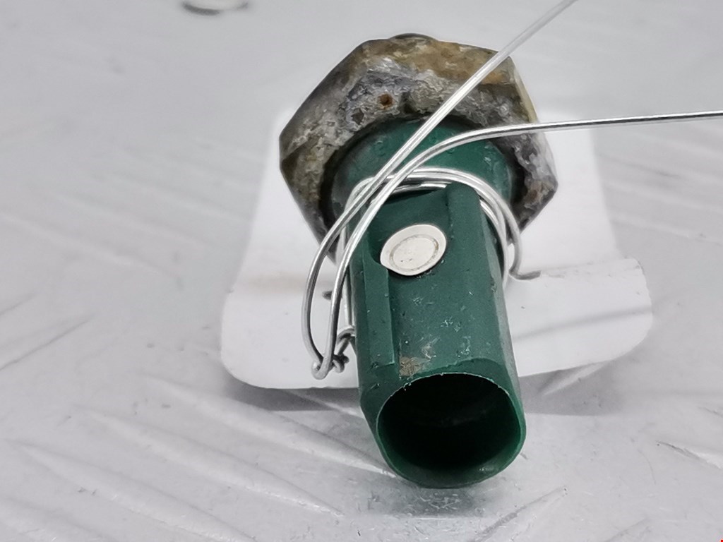 Датчик давления масла SKODA Fabia MK1 1999-2006