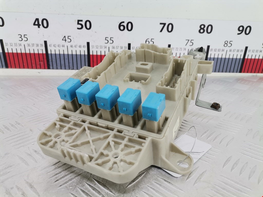 Датчик уровня в бачок омывателя TOYOTA RAV 4 XA20 2000-2005