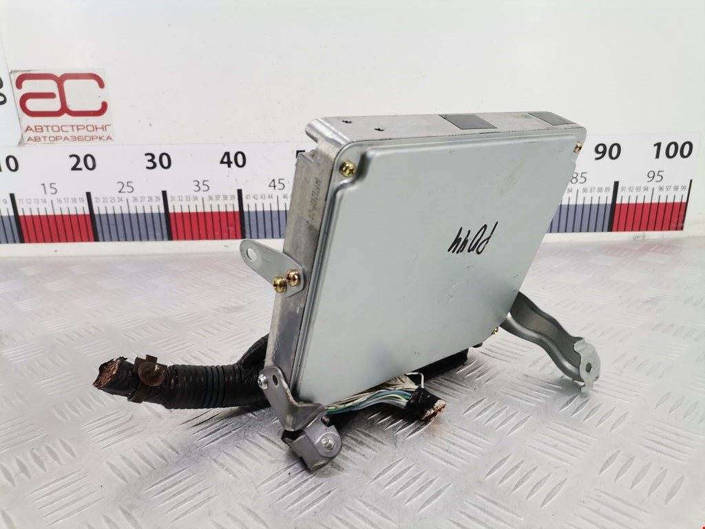 Блок управления двигателя (ЭБУ) TOYOTA RAV 4 XA20 2000-2005