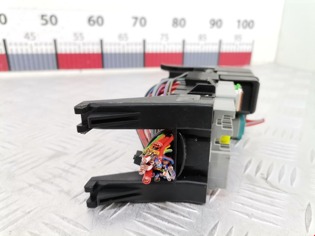 Датчик уровня в бачок омывателя VOLVO V60 2010-2018