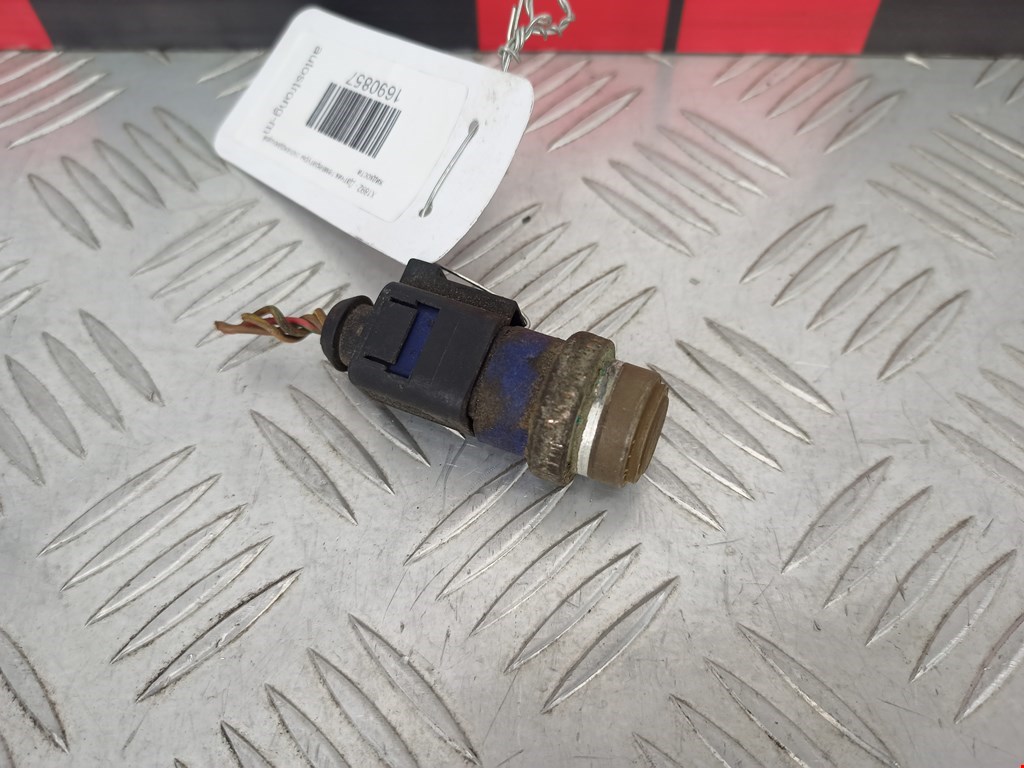 Датчик температуры (охлаждающей жидкости) VOLKSWAGEN Passat B5 1997-2005