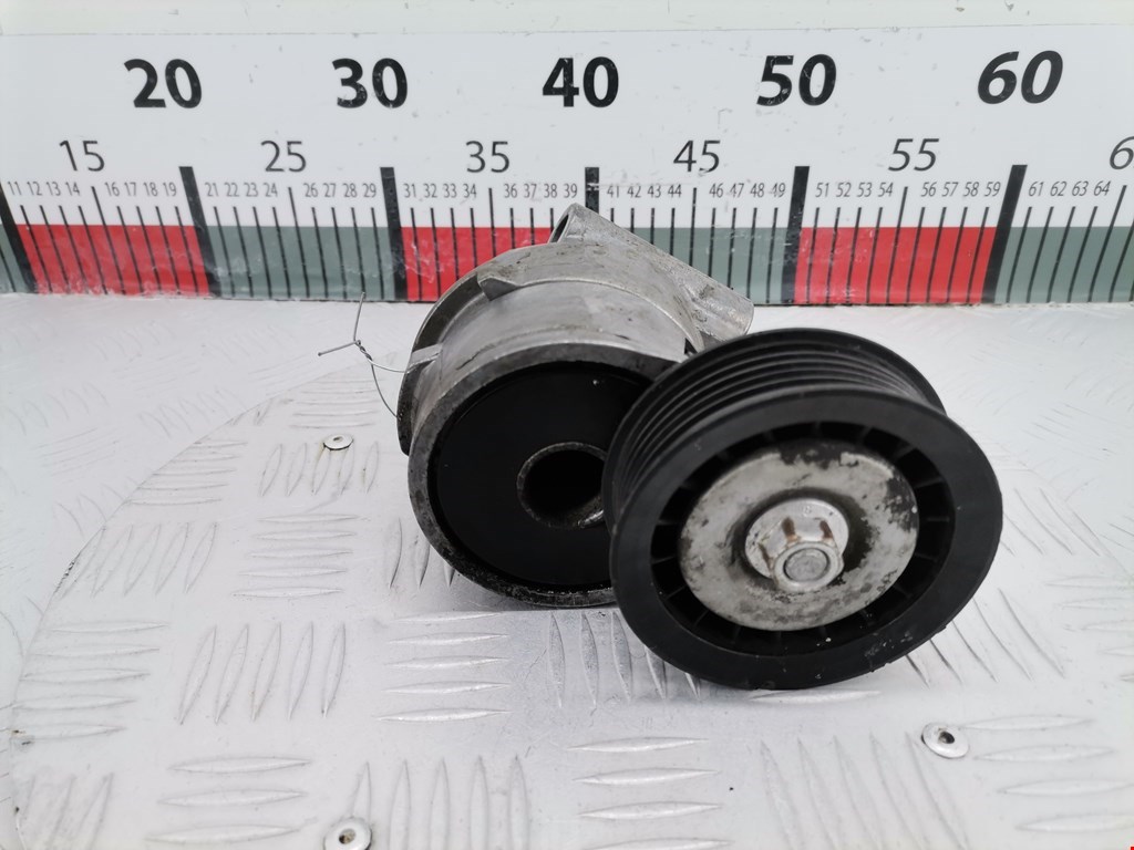 Натяжитель ремня генератора (приводного поликлинового ремня Opel Vectra B (1995-2002)