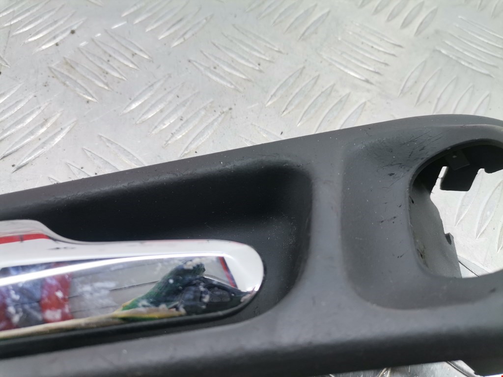 Ручка дверная задняя внутренняя левая MERCEDES-BENZ C-Class C-klasse W203 2000-2007