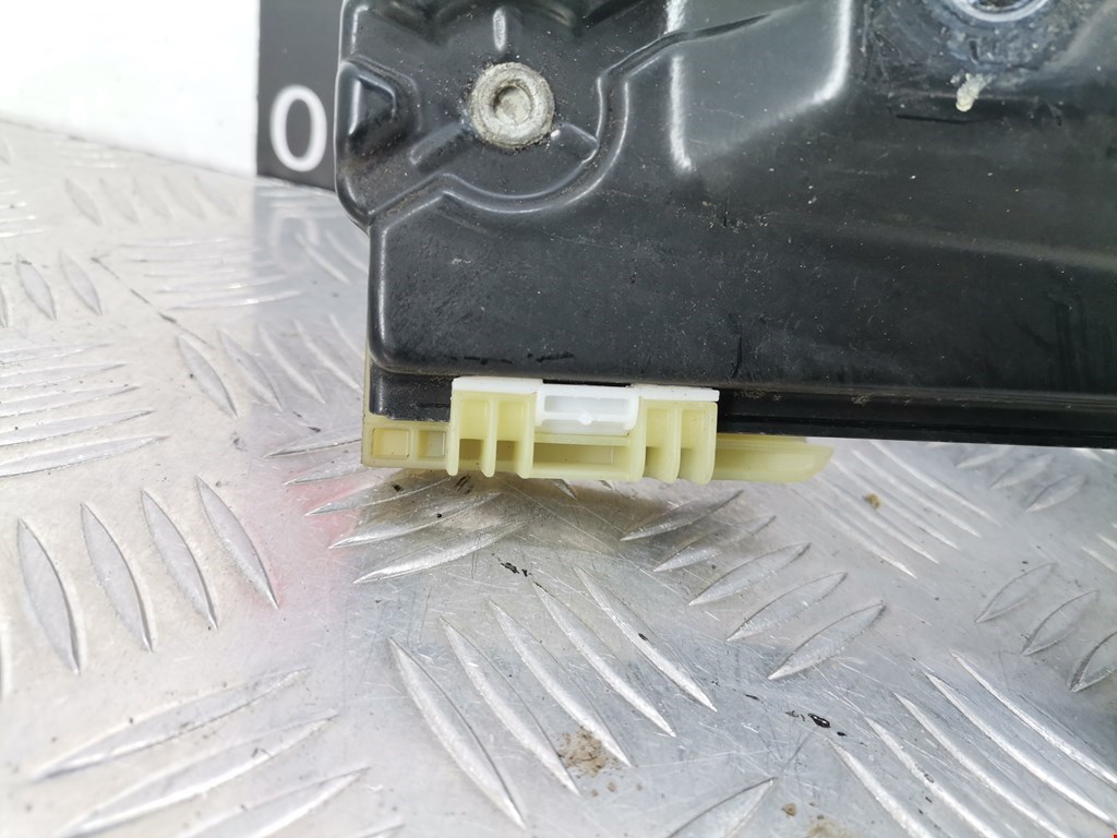 Стеклоподъемник передний левый OPEL Astra J 2009-2017