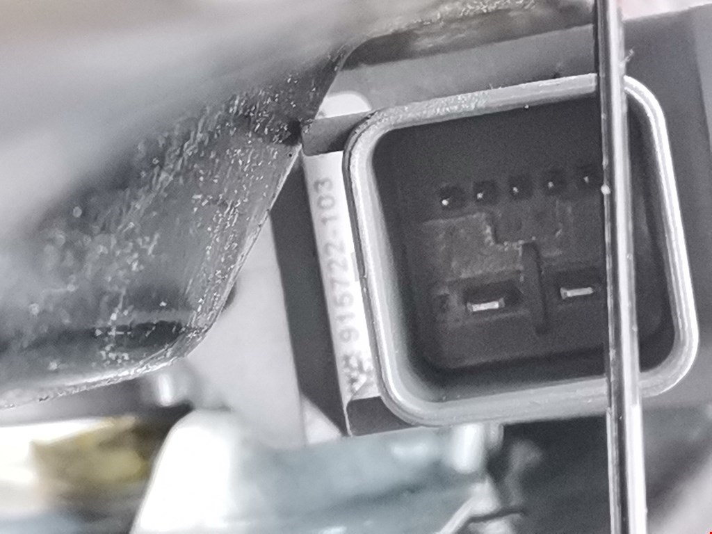 Стеклоподъемник передний левый OPEL Astra J 2009-2017