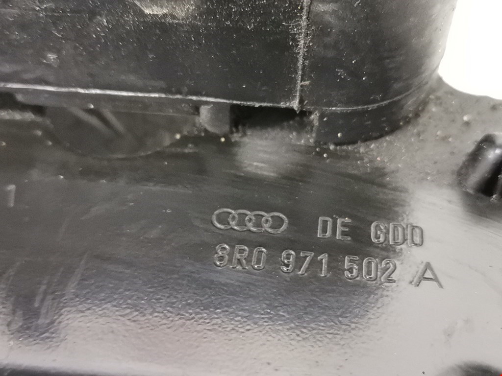 Датчик уровня в бачок омывателя AUDI Q5 I 2008-2017