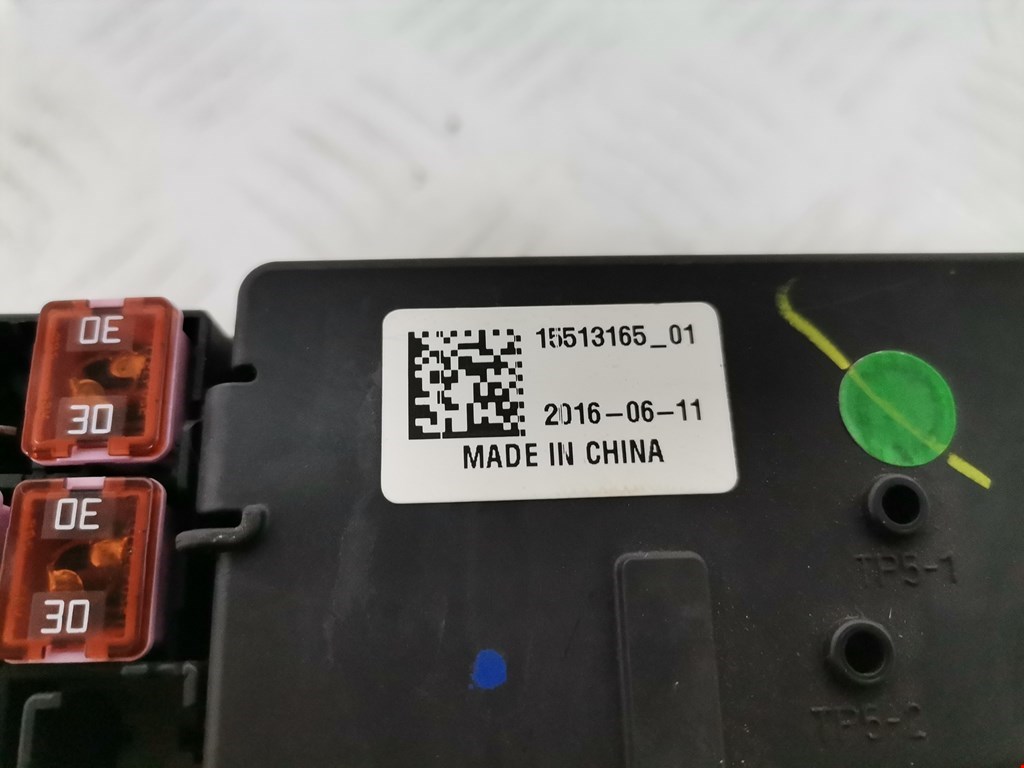 Датчик уровня в бачок омывателя OPEL Astra K 2015-2021