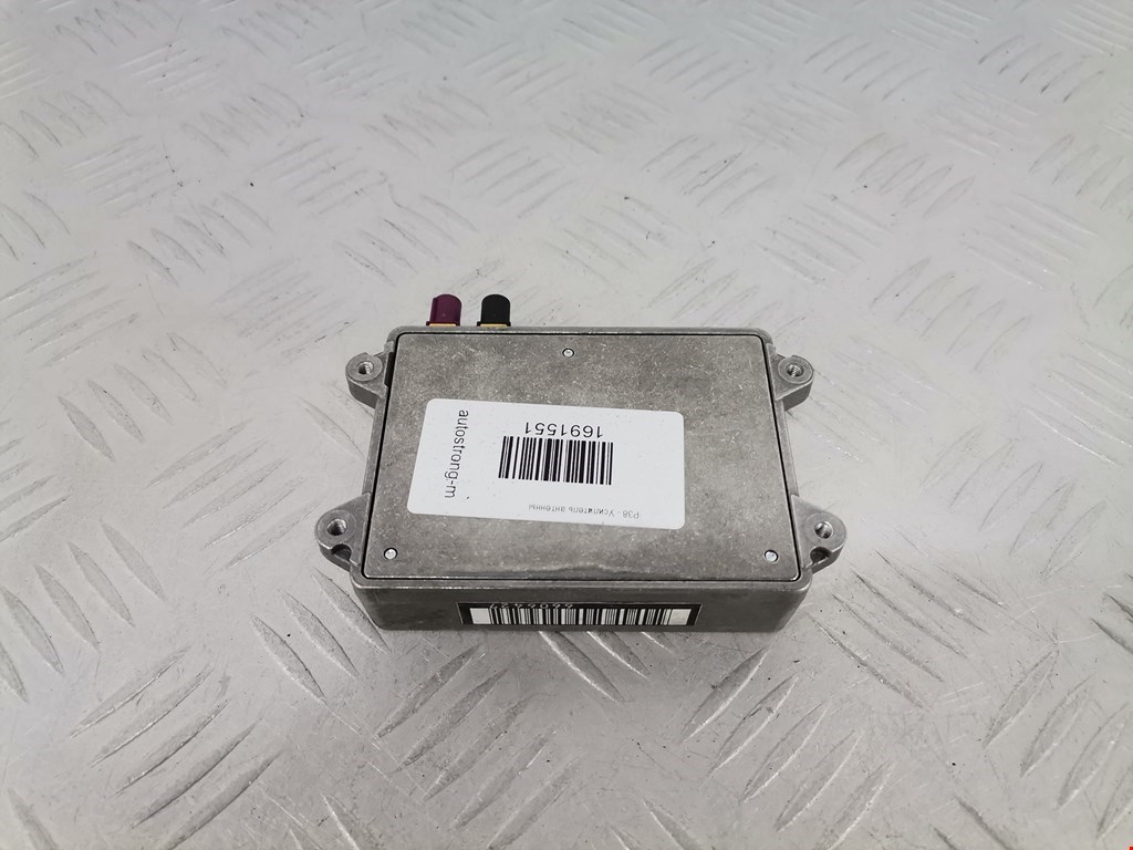 Усилитель антенны AUDI Q5 I 2008-2017