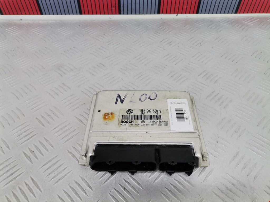 Блок управления двигателем Volkswagen Passat 5 (1996-2000)