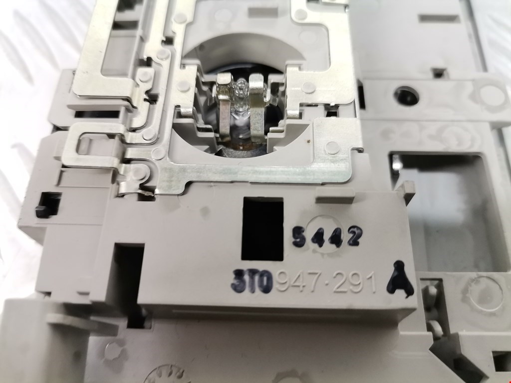 Плафон салонный (салона фонарь) SKODA Octavia A7 2013-2020