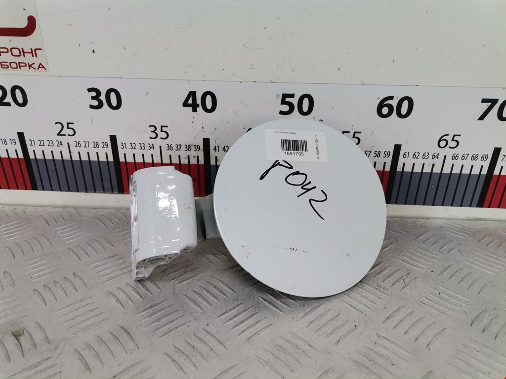 Лючок бензобака KIA Sportage III 2010-2015