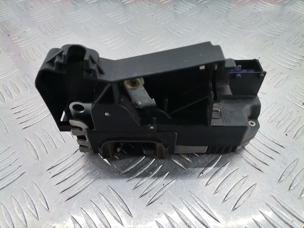 Замок двери передней правой OPEL Zafira A 1999-2005