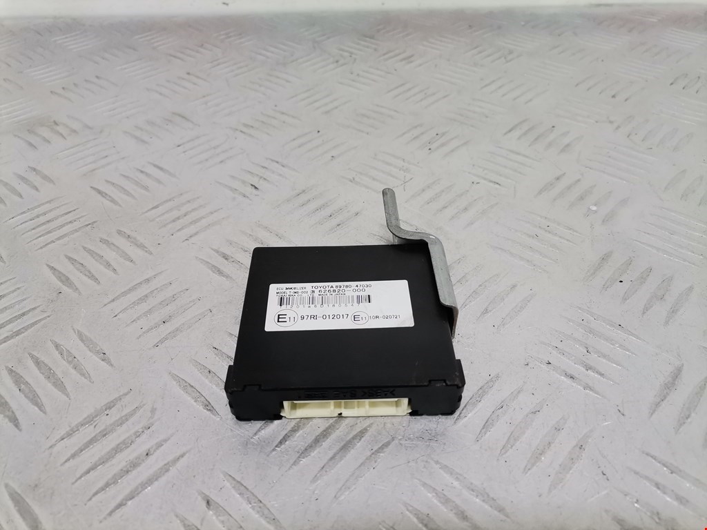 Иммобилайзер TOYOTA Prius II XW20 2003-2012