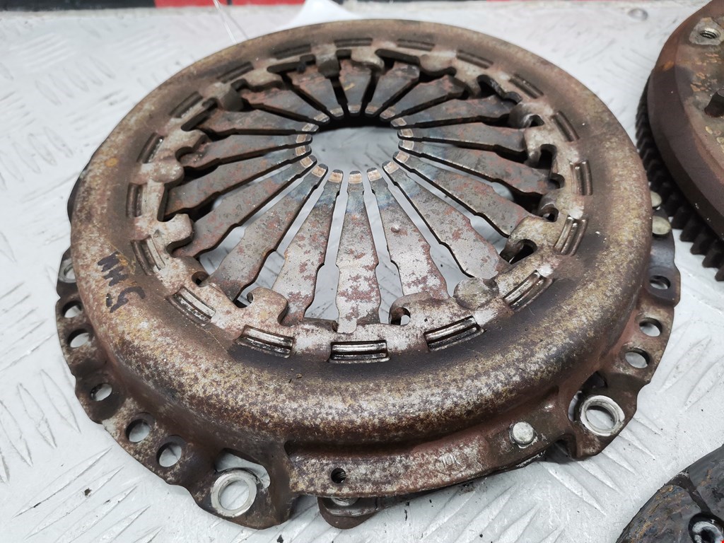 Маховик (демпфер сцепления) CITROEN C4 Cactus 2014-н.в.