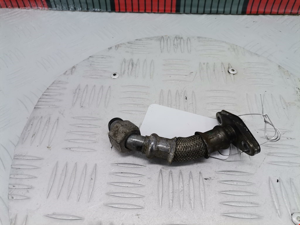 Трубка нагнетателя VOLKSWAGEN Passat B6 2005-2011