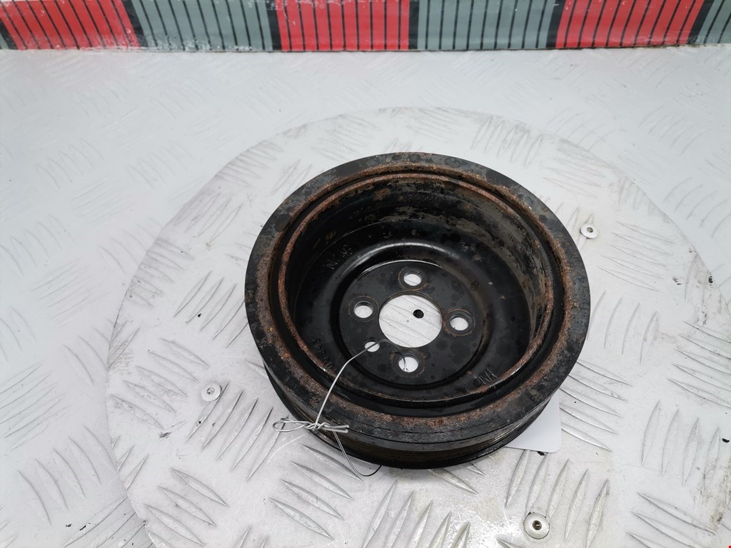 Шестерня коленвала (шкив) VOLKSWAGEN Passat B6 2005-2011